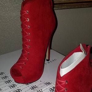 Rockin republic red suede boots